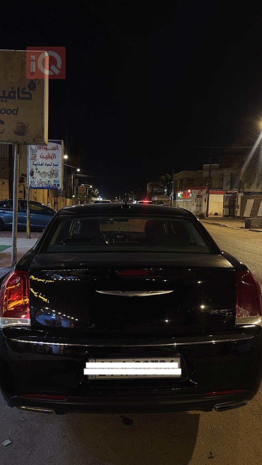 كرايسلر 300